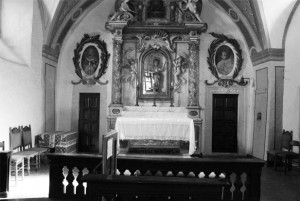 interno della chiesa San Venanzio.